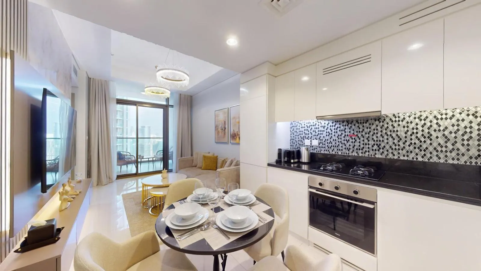 Aykon City - Exquisite Two Bedroom In Business Bay Dubai 0*,